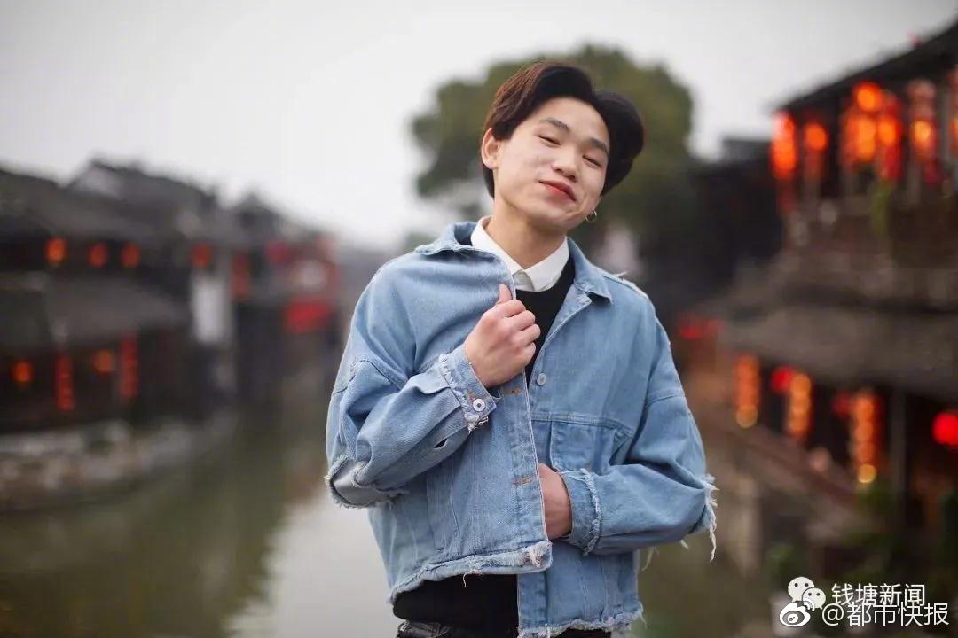 互联网行业:约出来喝茶如何推到