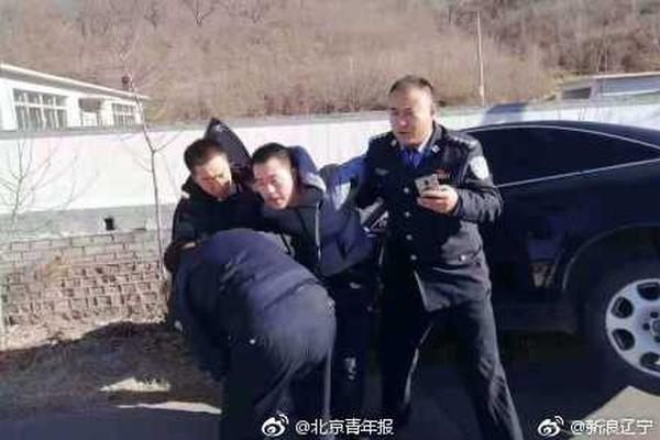 文化艺术行业_乌鲁木齐喝茶尊龙凯时人生就博的联系方式